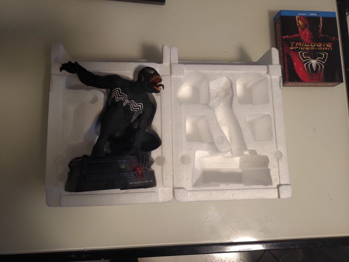 Spiderman trilogie collector blu-ray figurine venom - photo numéro 5