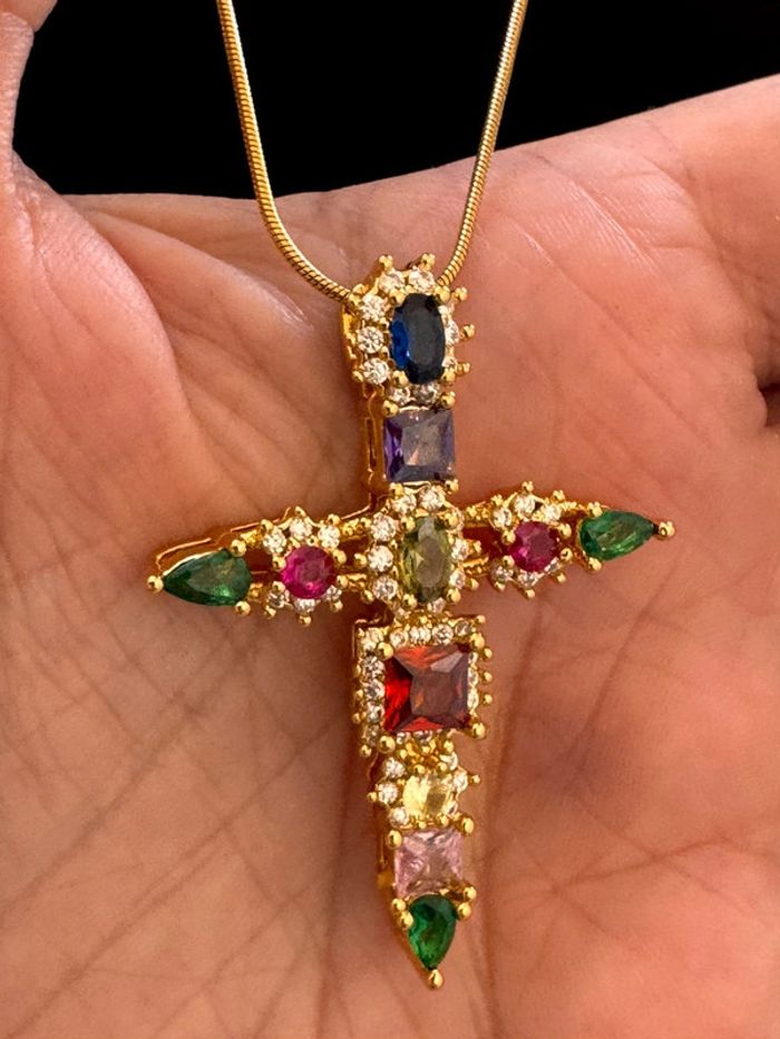 Collier sautoir habaha Paris longue chaîne épaisse acier inoxydable or croix cristaux - photo numéro 3