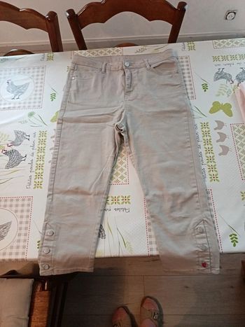 Pantacourt taille 42