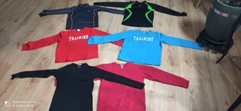Lot de 6 pulls de sport 12 ans