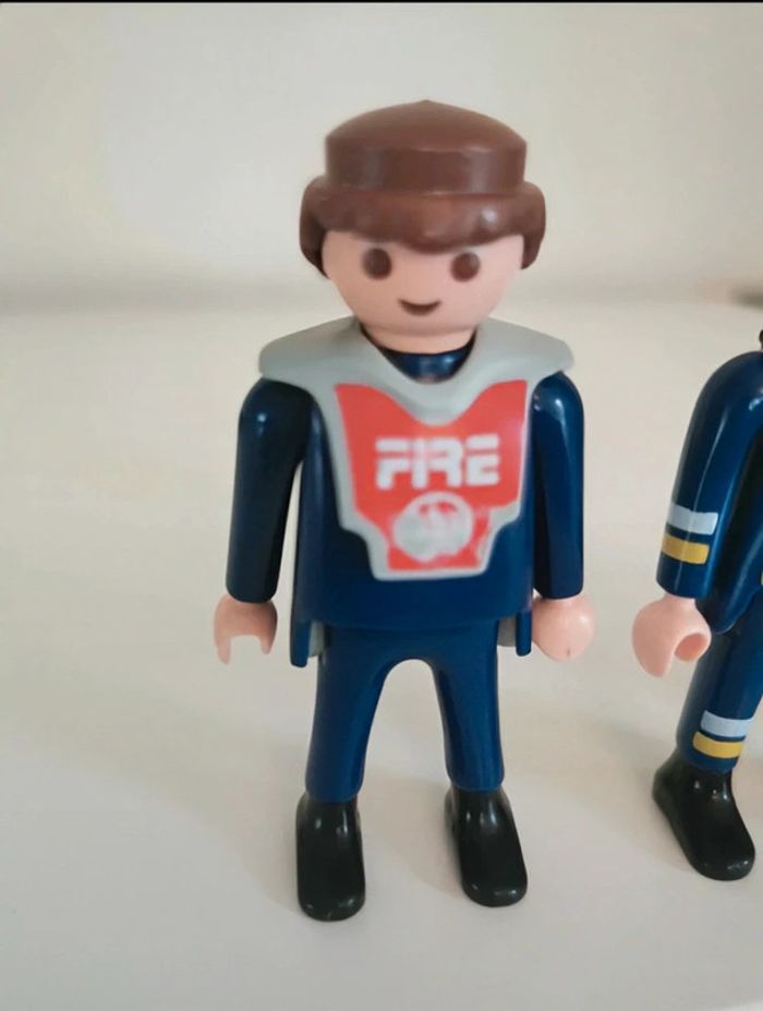Playmobil lot personnage pompier - photo numéro 2