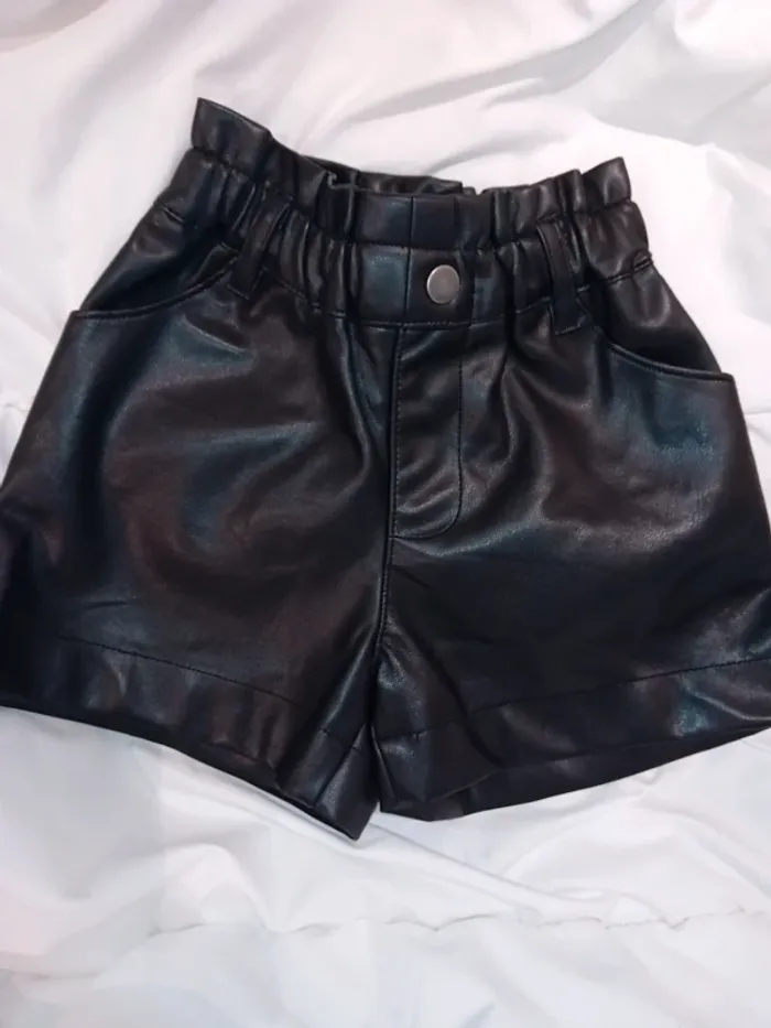 Short en simili cuir 5ans - photo numéro 5