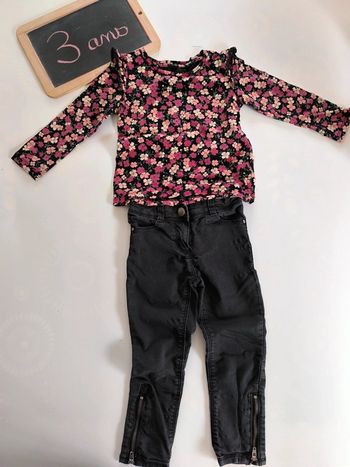 Lot 1 t-shirt manches longues et 1 pantalon Orchestra taille 3 ans en très bon état