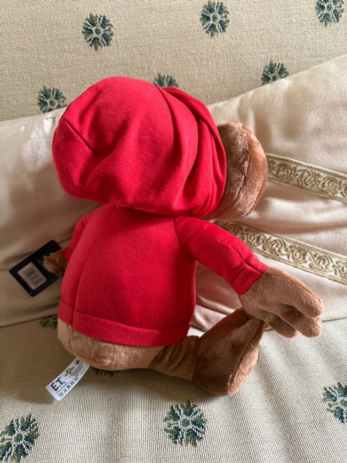 NEUF peluche Peluche E.T avec un hoodies 35 cm ET extraterrestre Simba pull sweat rouge - photo numéro 6