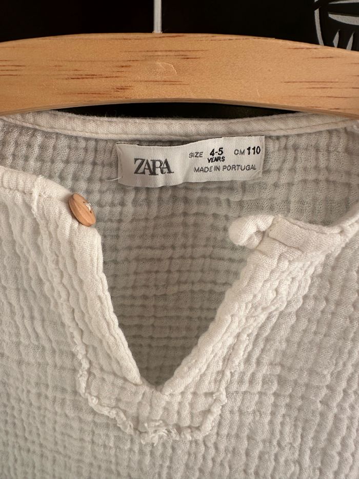 Blouse saharienne Zara blanche 5-6 ans - photo numéro 2