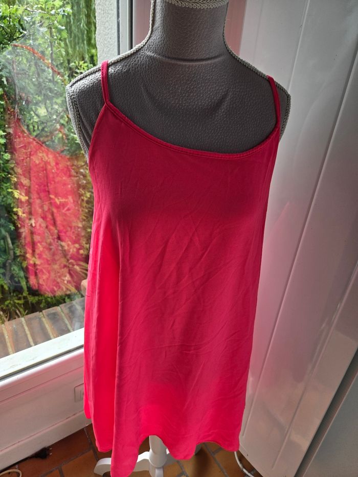 Robe rose fluo - photo numéro 3