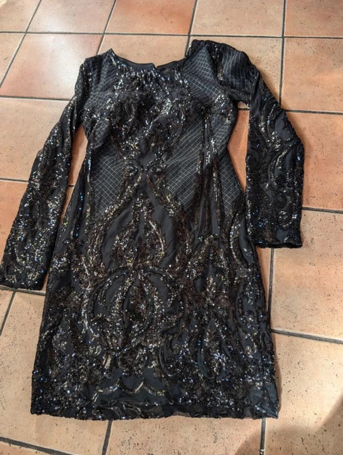 Robe à strass