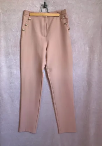 Pantalon Neuf T36 👖
