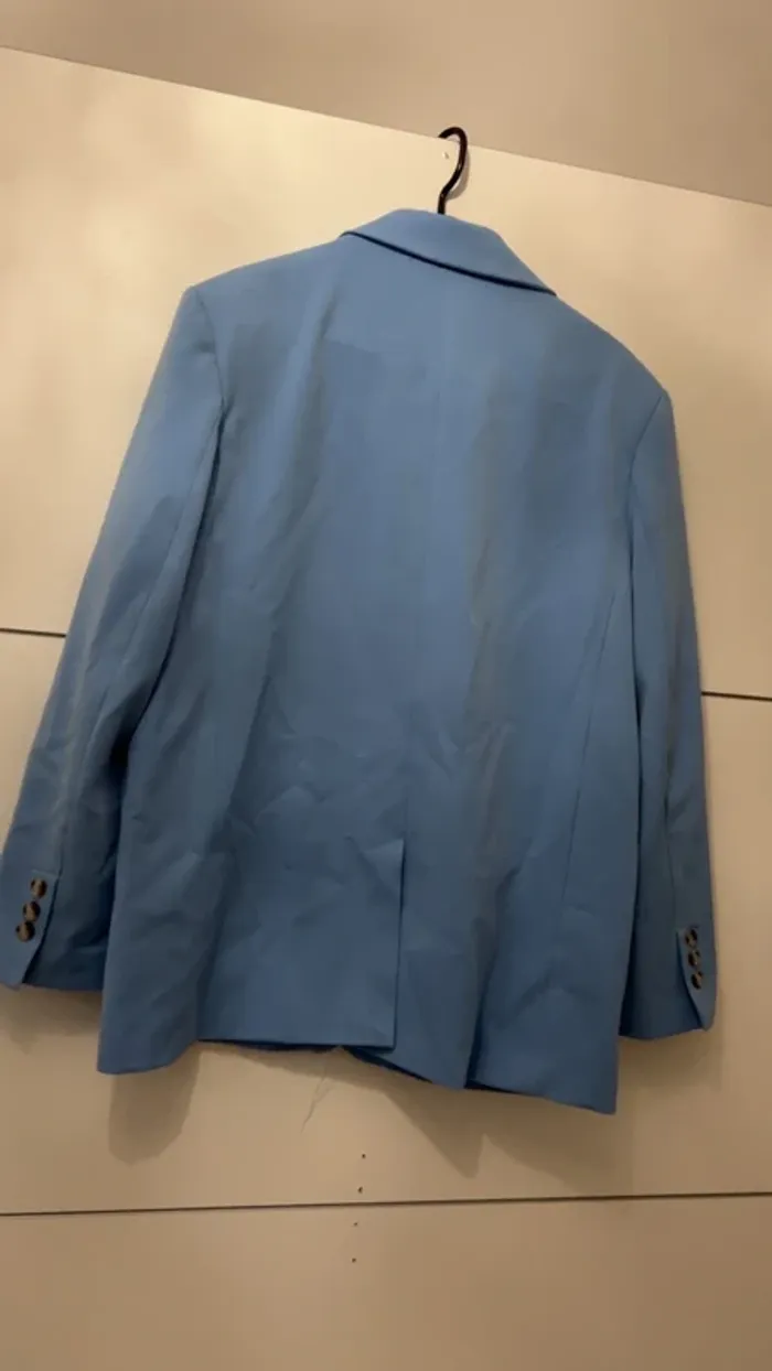 Blazer bershka taille M bleu très bon état - photo numéro 4