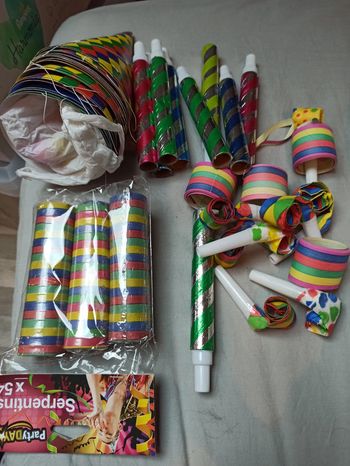 Objets de fête serpentin