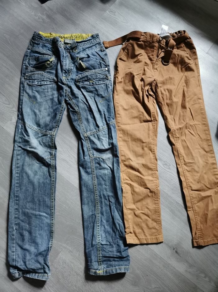 Lot pantalon 10 ans - photo numéro 2