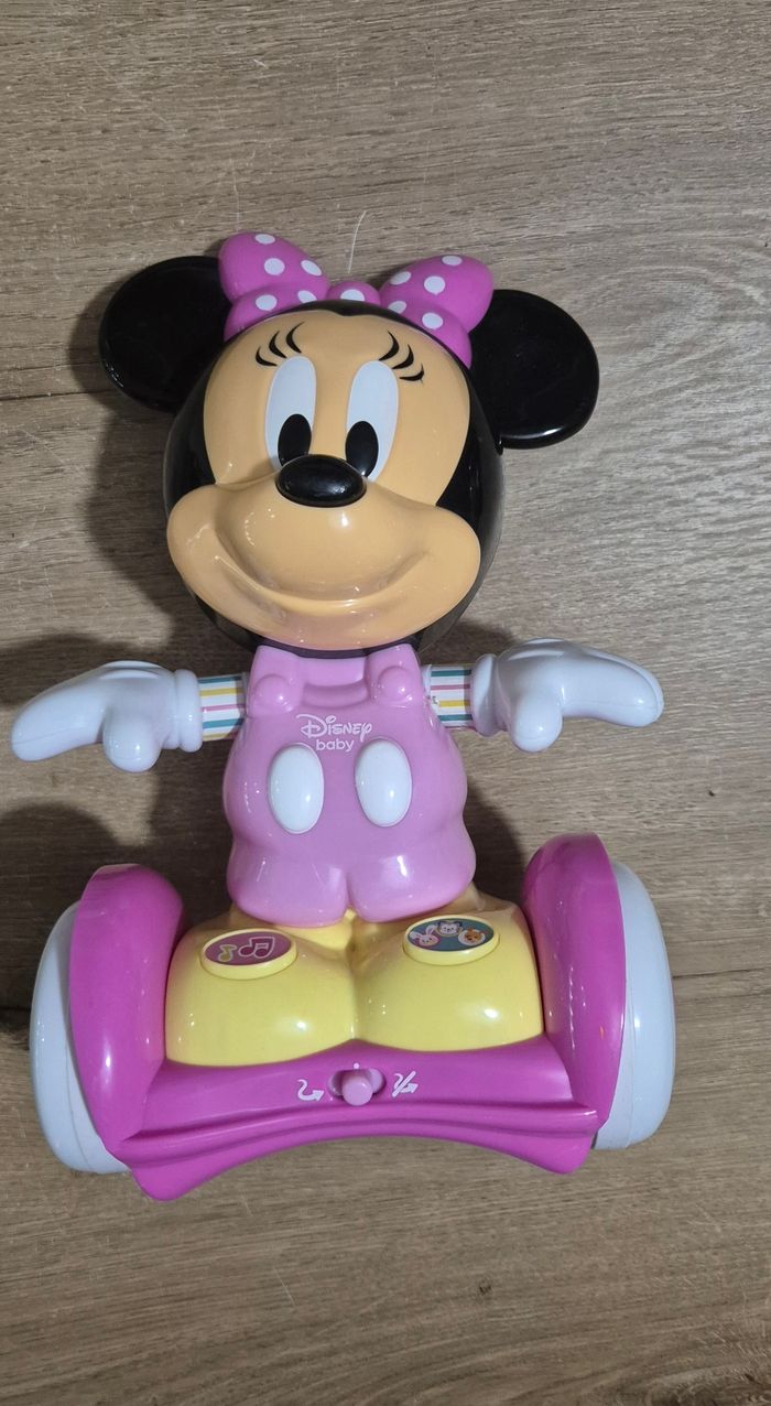 Minnie hoverboard - photo numéro 3