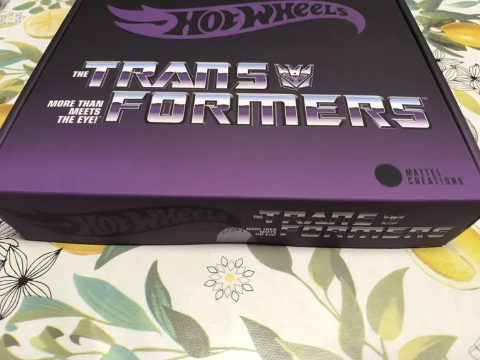 Hot Wheels Transformers Nemesis Prime – Neuf / Scellé - photo numéro 2