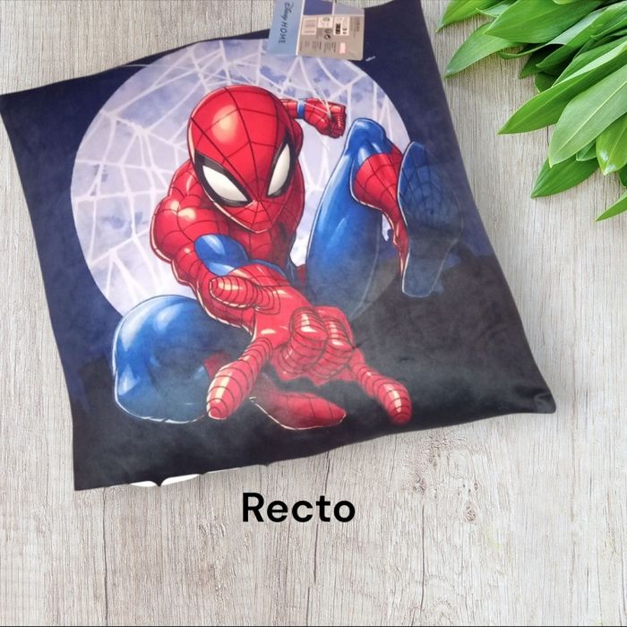 Oreiller Coussin Spiderman marvel - photo numéro 3