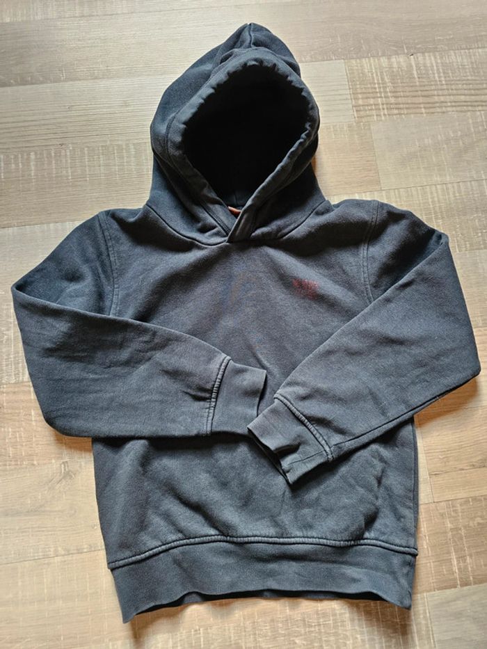 Pull à capuche