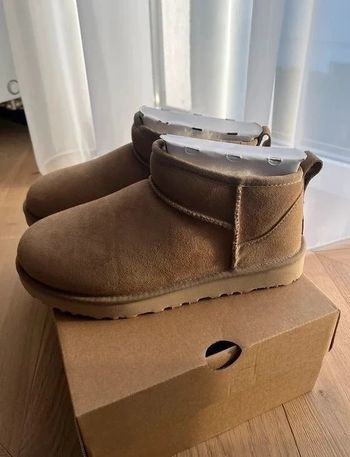 Ugg Ultra mini Snow boots