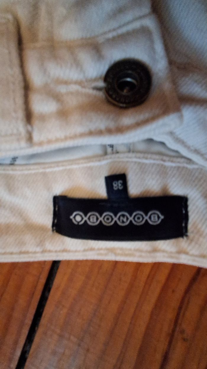 Short en jean blanc Bonobo taille 38 - photo numéro 4