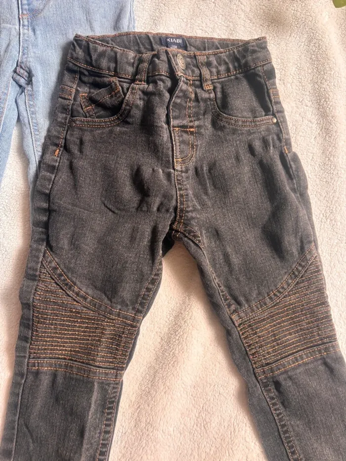 2 jeans 24 mois - photo numéro 2