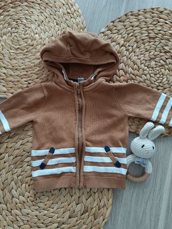 🌼 Gilet - 9 mois 🌼