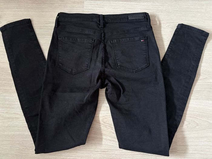 Jean noir Tommy Hilfiger - photo numéro 2