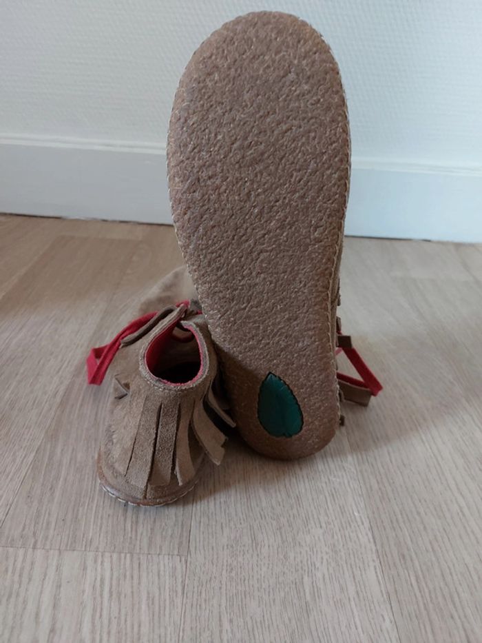 Kickers avec frange marron et rouge - photo numéro 6