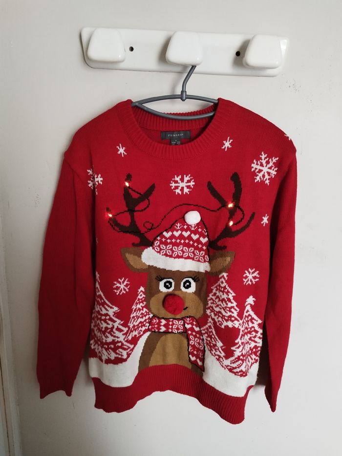 Pull de Noël lumineux - photo numéro 2
