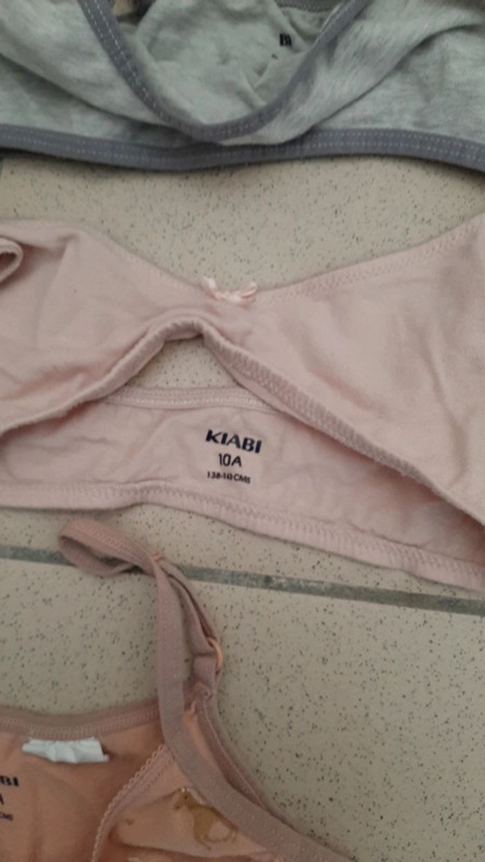 Lot  6 brassieres enfants - photo numéro 8