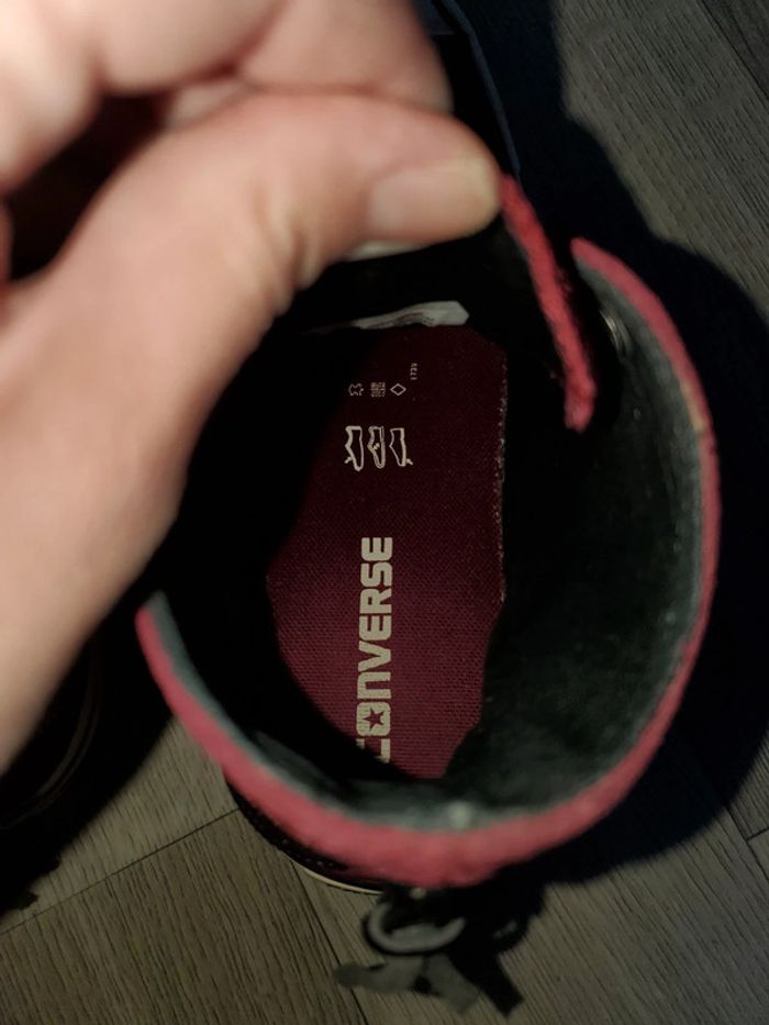 Converse bordeaux et noire P.38.5 - photo numéro 6