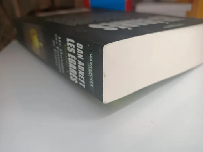 Livre Warhammer 40000 les égarés un omnibus des fantômes de gaunt (dan abnett / black library) - photo numéro 4