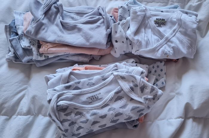 Lot de 17 bodys manches courtes 3 mois - photo numéro 5