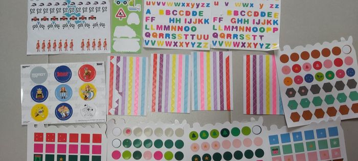 Lot gommettes stickers - photo numéro 4