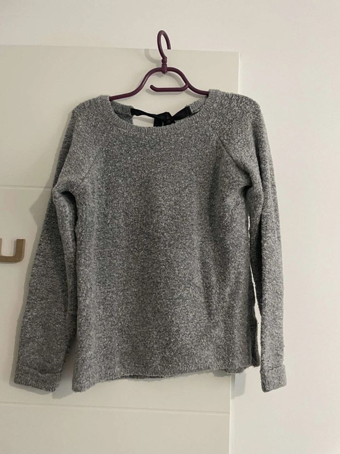 Pull gris