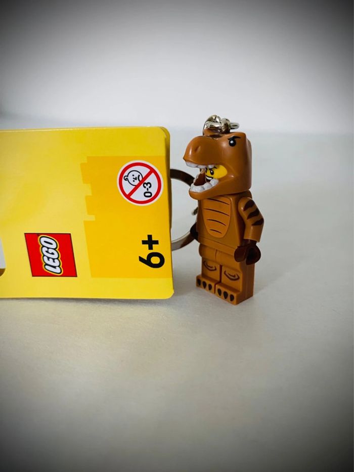 Porte-clés LEGO 854317 - Homme en Costume de T.rex - Neuf - photo numéro 4