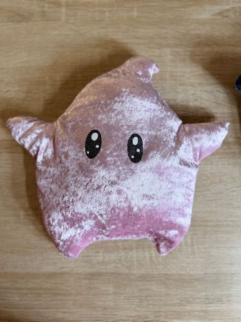 Peluche Luma Mario rose velours 