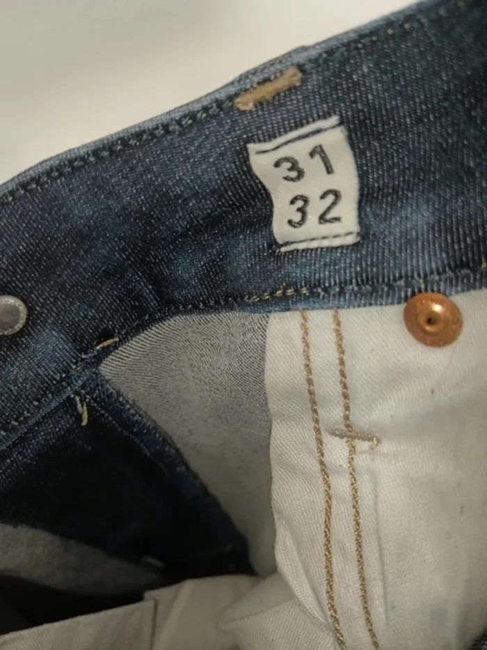 C6 jeans marine Jack&Jones 31/32 - photo numéro 4