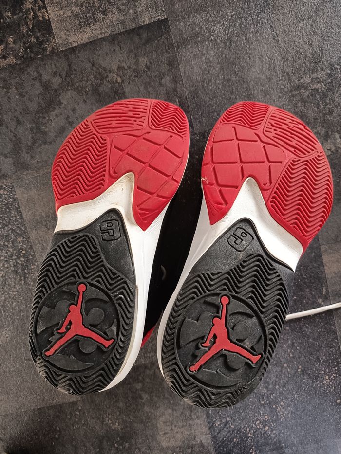 Baskets Jordan Air Max Aura 3 - photo numéro 5