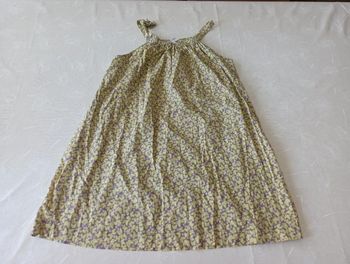 Robe légère à bretelles imprimé 10 ans Vertbaudet neuve 5€