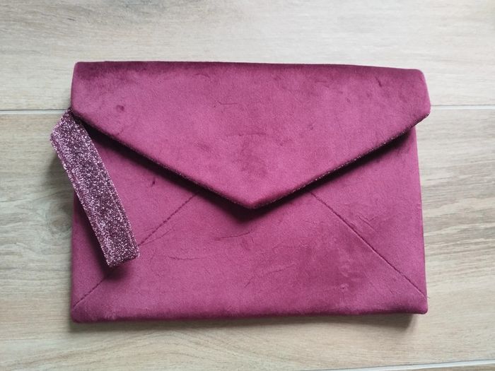 Pochette enveloppe de soirée velours et pailletes