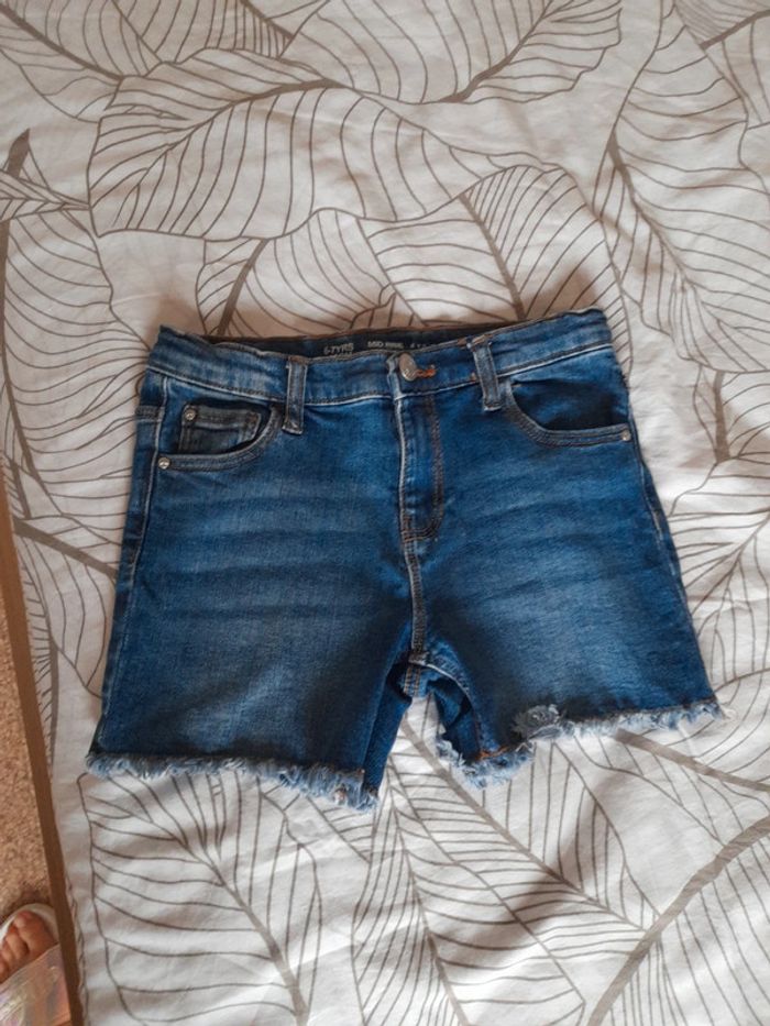 Short en jeans 6/7 ans
