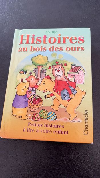 Livre histoires au bois des ours