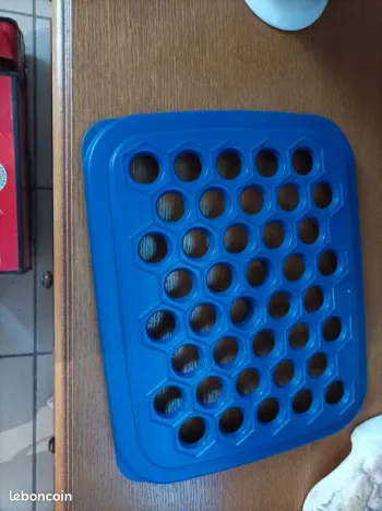 Moule a ravioles tupperware