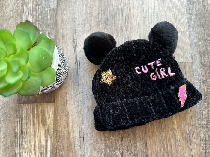 - Bonnet - 2/4 ans - Très bon état