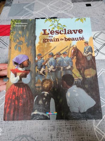 L'esclave au grain de beauté