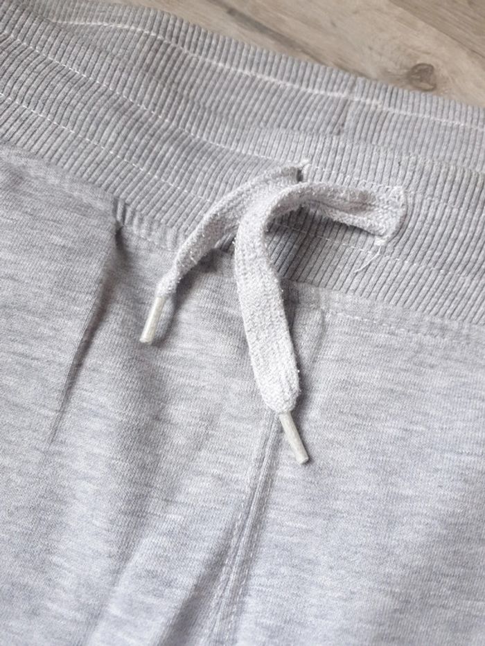 Jogging slim - photo numéro 4