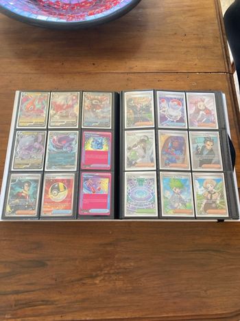 Lot 18 cartes Pokémon neuves