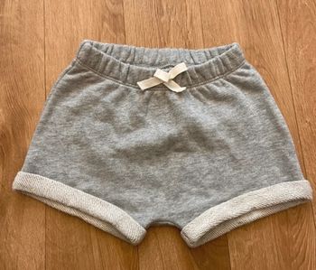 Short gris gap fille 12-18M