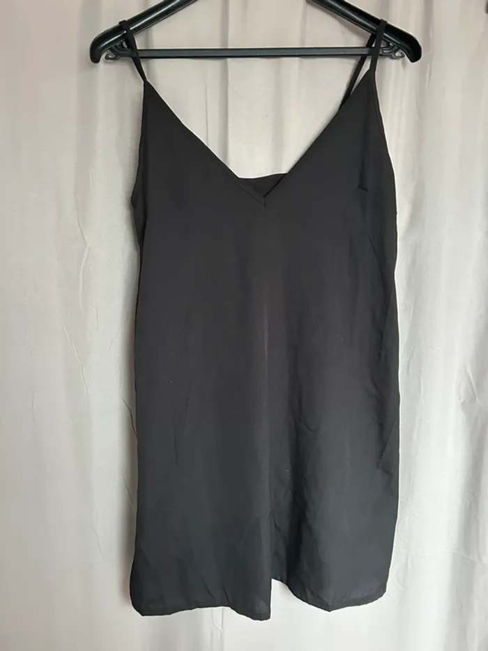 Robe noire - photo numéro 6