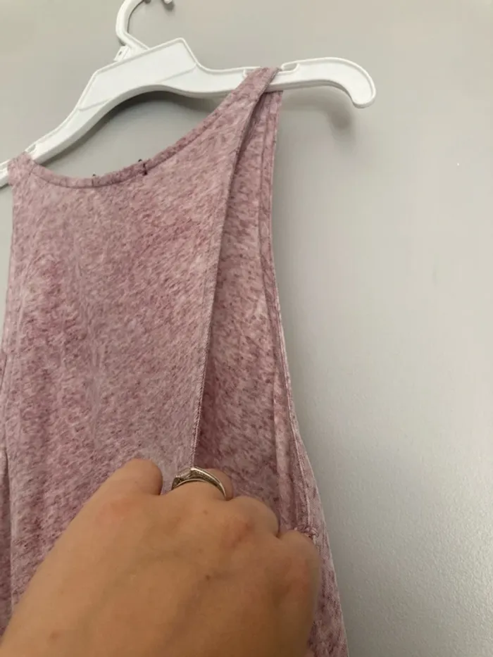 Top court fluide Jennyfer – Taille XS – Rose/violet clair – léger et légèrement transparent - photo numéro 8