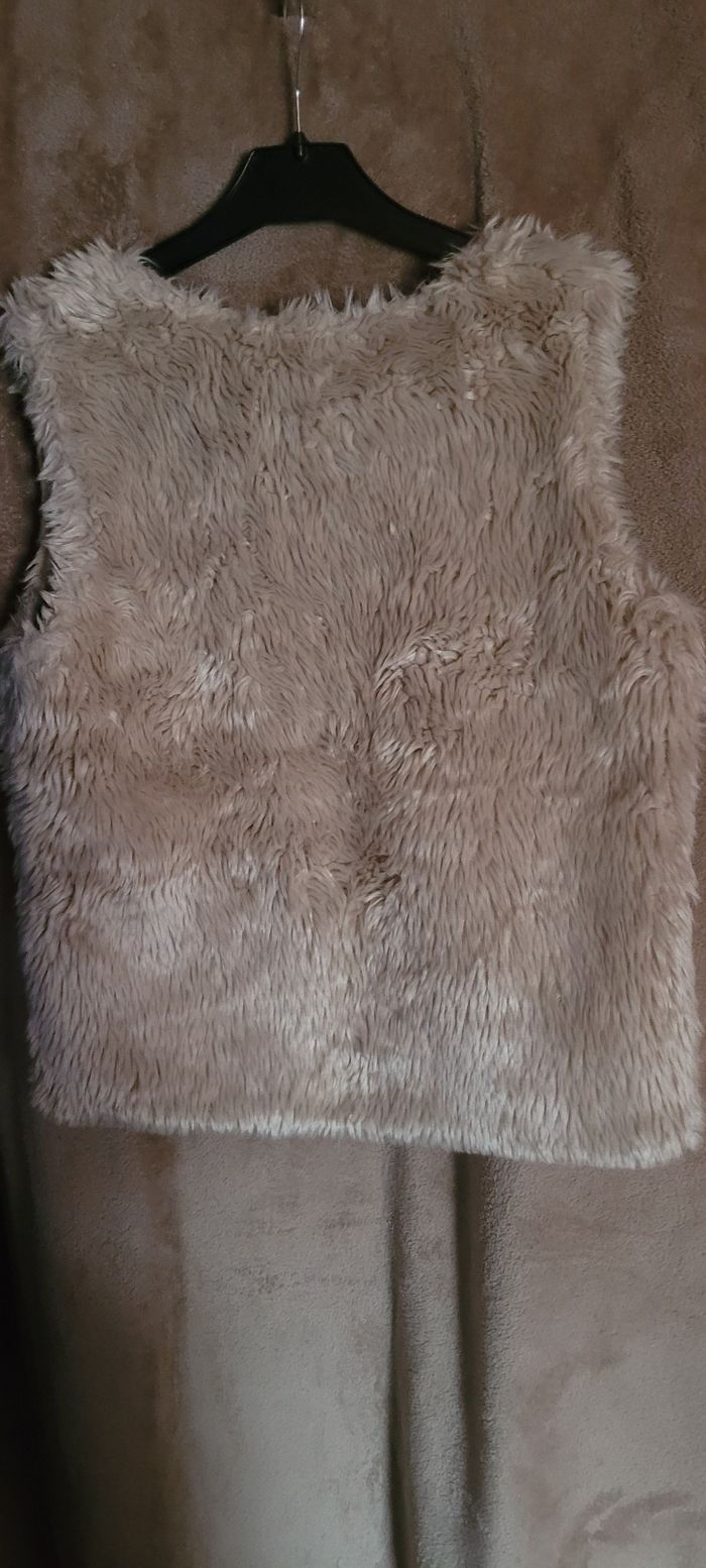 Veste moumoute sans manches - photo numéro 5