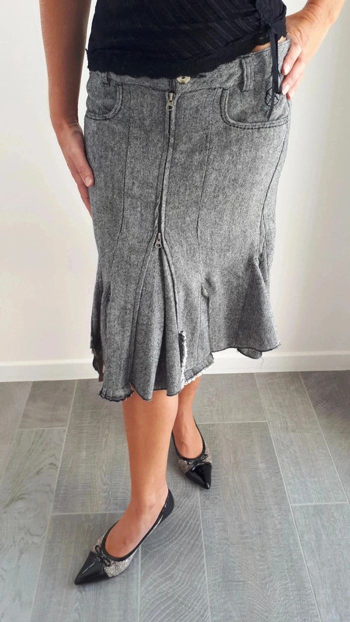 35 € Jupe DDP taille 38 M Excellent état - photo numéro 2